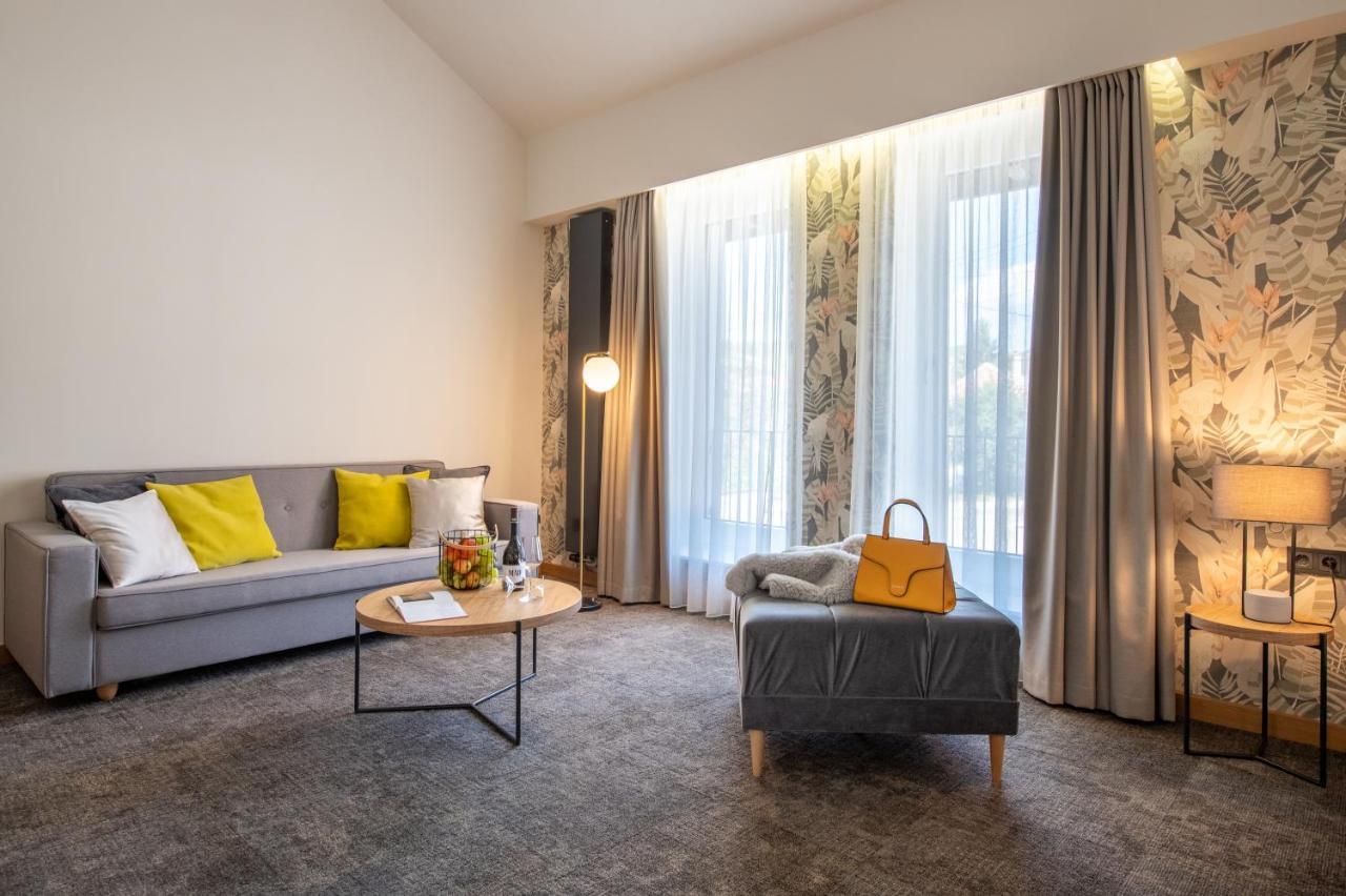 Botrytis Borhotel Mad Exterior photo